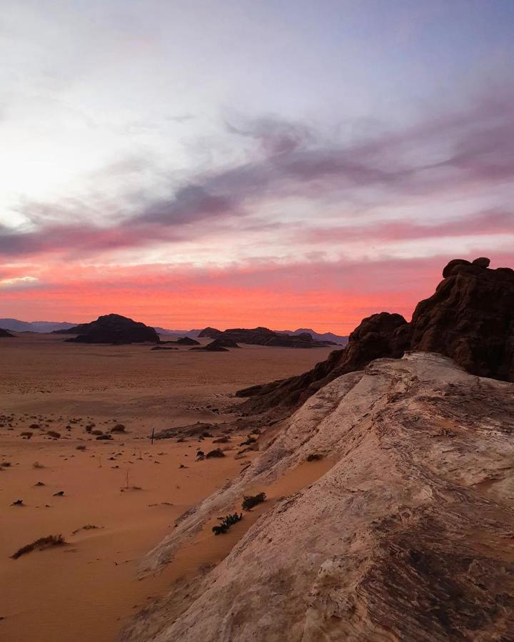 Wadi Rum Quiet Village Camp Exteriör bild