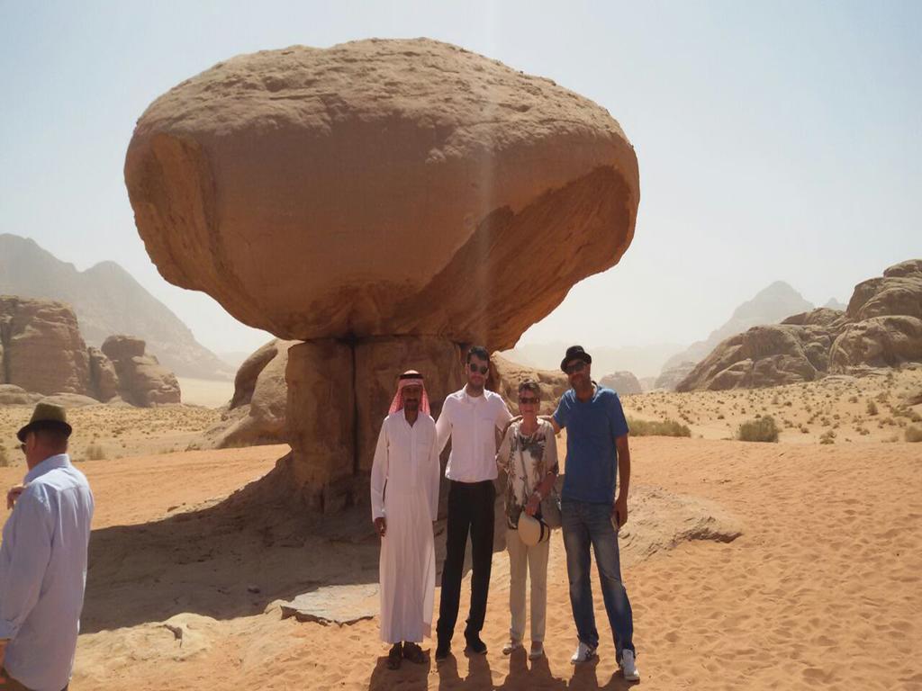 Wadi Rum Quiet Village Camp Exteriör bild