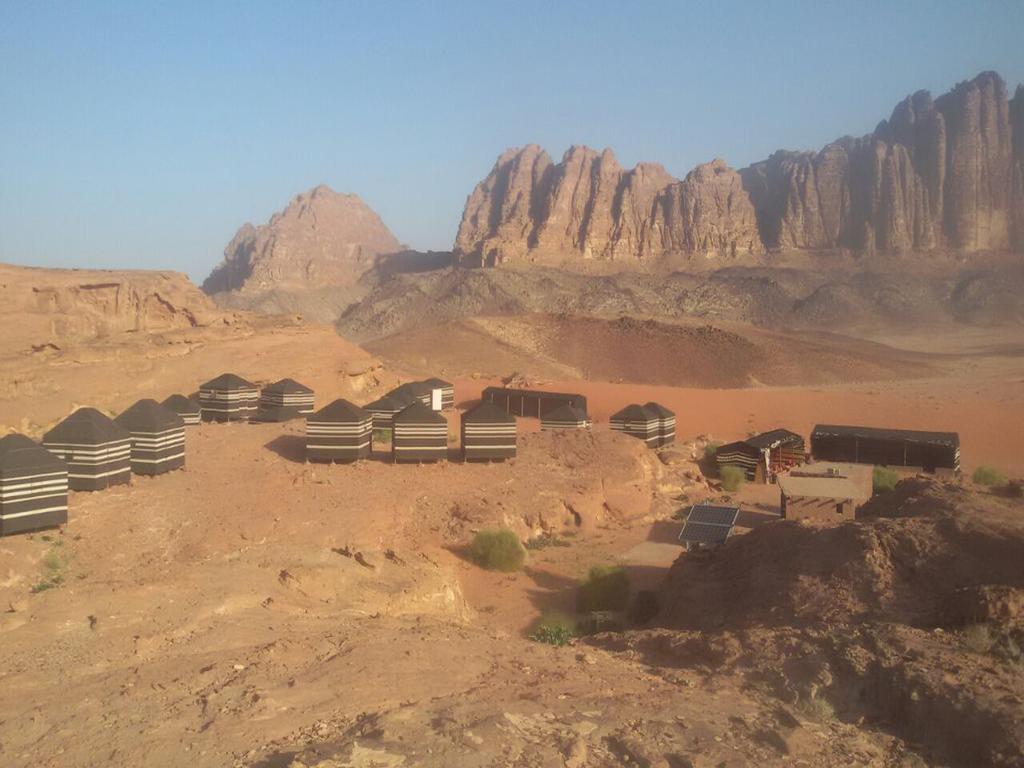 Wadi Rum Quiet Village Camp Exteriör bild