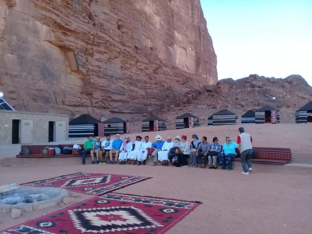 Wadi Rum Quiet Village Camp Exteriör bild